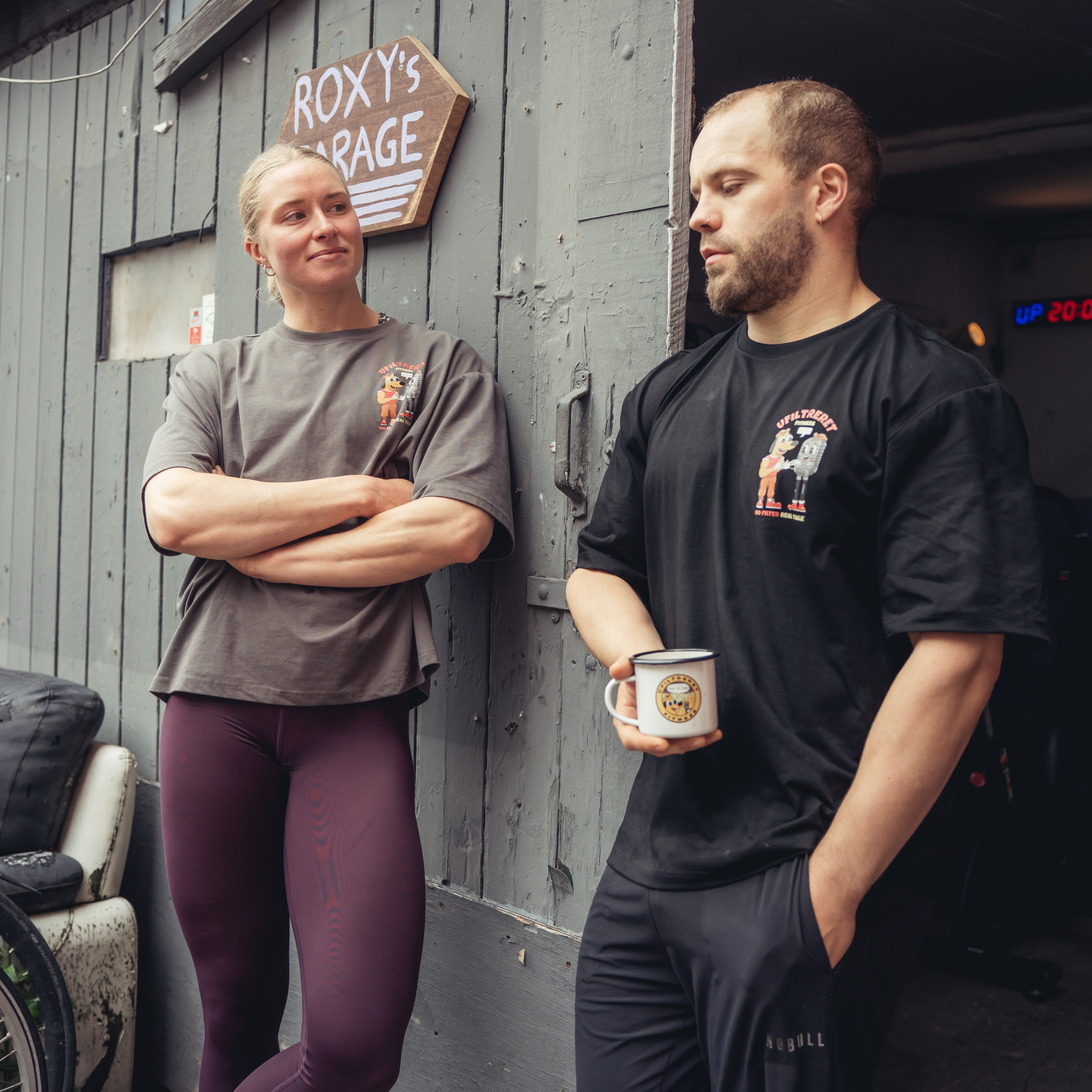 Ufiltreret fitness - Box fit merch t-shirt